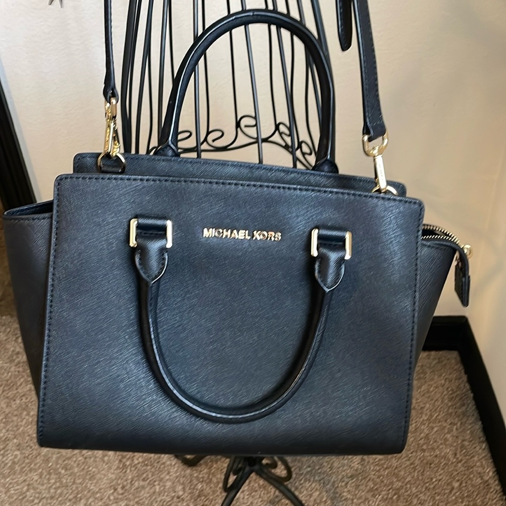 Michael Kors Saffiano Handbag